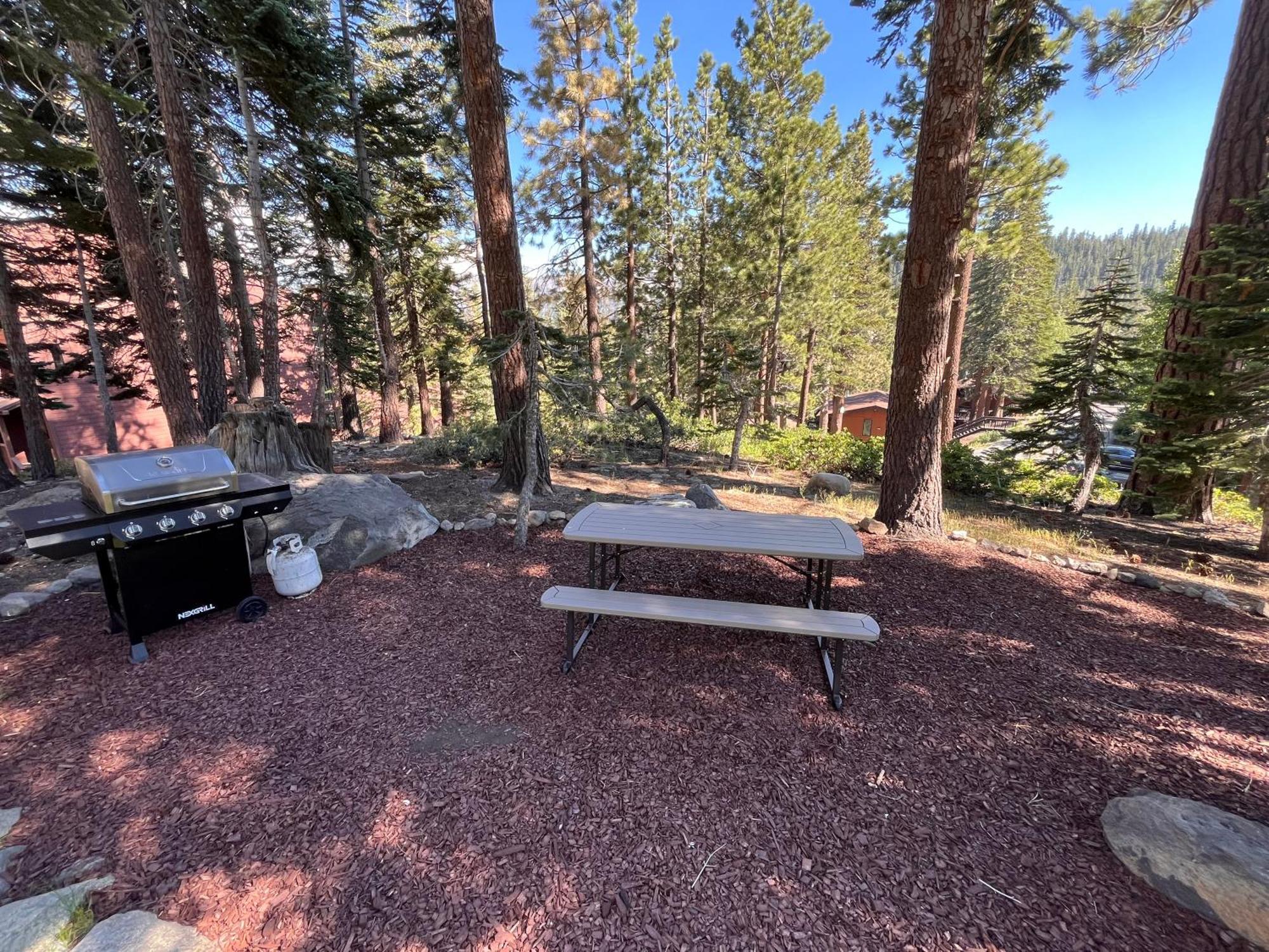Tastefully Remodeled Condo At Mammoth Ski & Racquet Club, Hot Tub, Garage, 10 Min Walk To Ski Lifts マンモス・レイクス エクステリア 写真